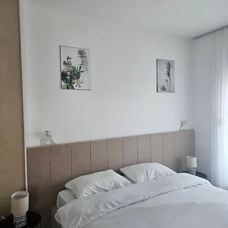 Main Bllok 2 Apartment *